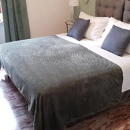Bed & Breakfast Isolatiberina Rom