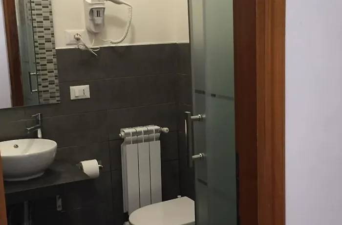 Isolatiberina Panzió