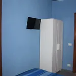 Isolatiberina Nocleg ze śniadaniem 4*